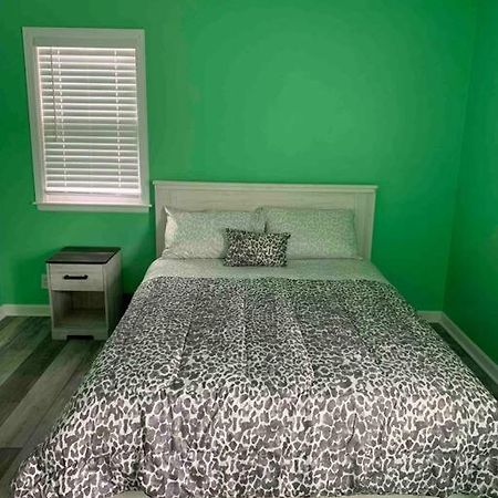 Remodeled House Minutes To Falls Attractions Villa Niagara Falls Exterior foto